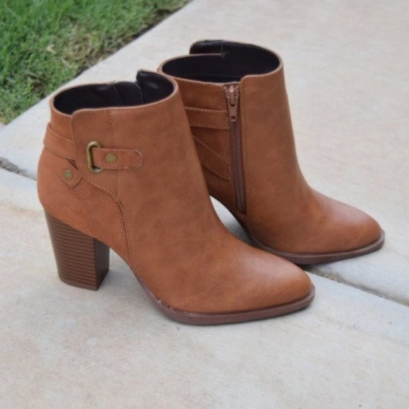 Ankle Booties Tan Pointed Toe Caramel 3" Boot - Picture 2 of 7